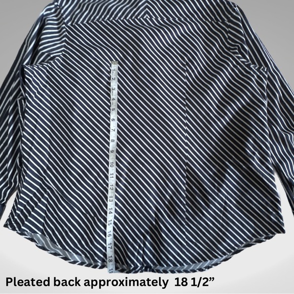 Jones New York Signature Woman Striped Long Sleeve Button Up with Collar Blouse - Picture 10 of 17